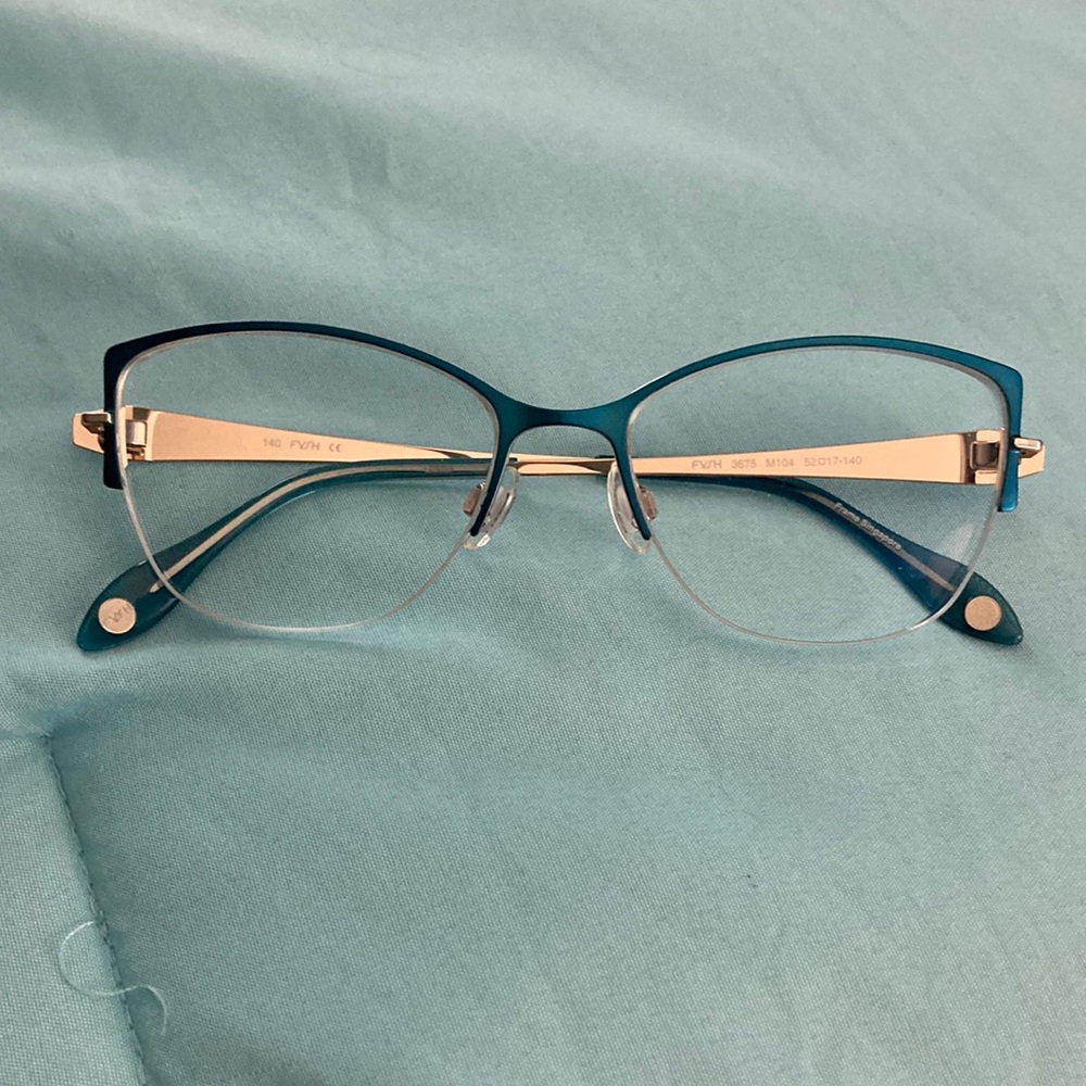 New glasses. Beautiful blue highlights. Ready for your lenses.